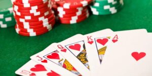 Sảnh chúa nằm trong Top 1 các bộ trong Poker